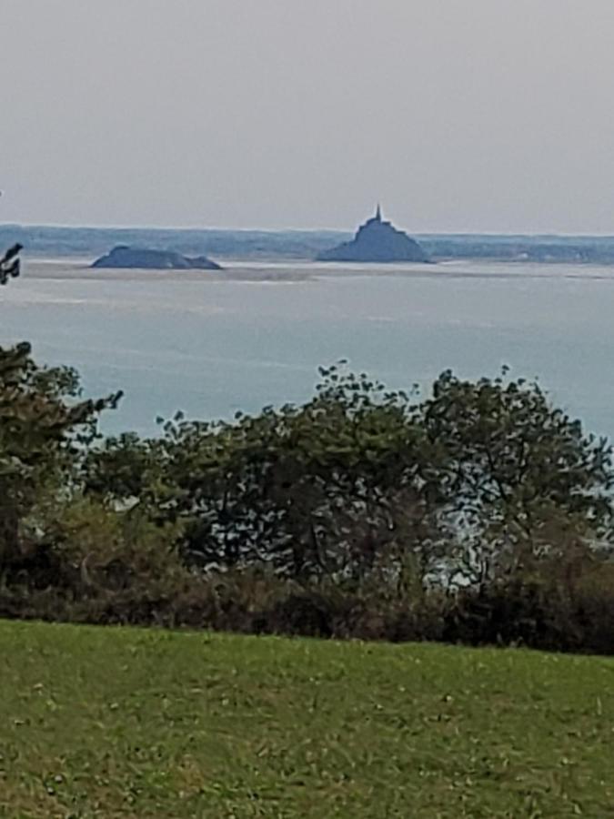 Chez Jollyjune, A Moins D'Une Heure Du Mont Saint Michel Champeaux Zewnętrze zdjęcie