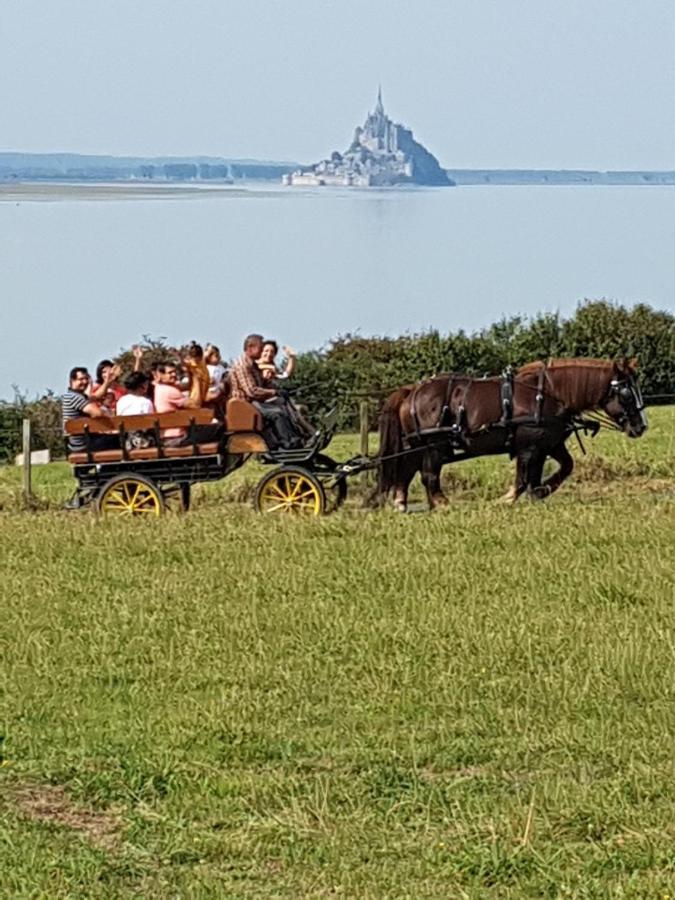 Chez Jollyjune, A Moins D'Une Heure Du Mont Saint Michel Champeaux Zewnętrze zdjęcie